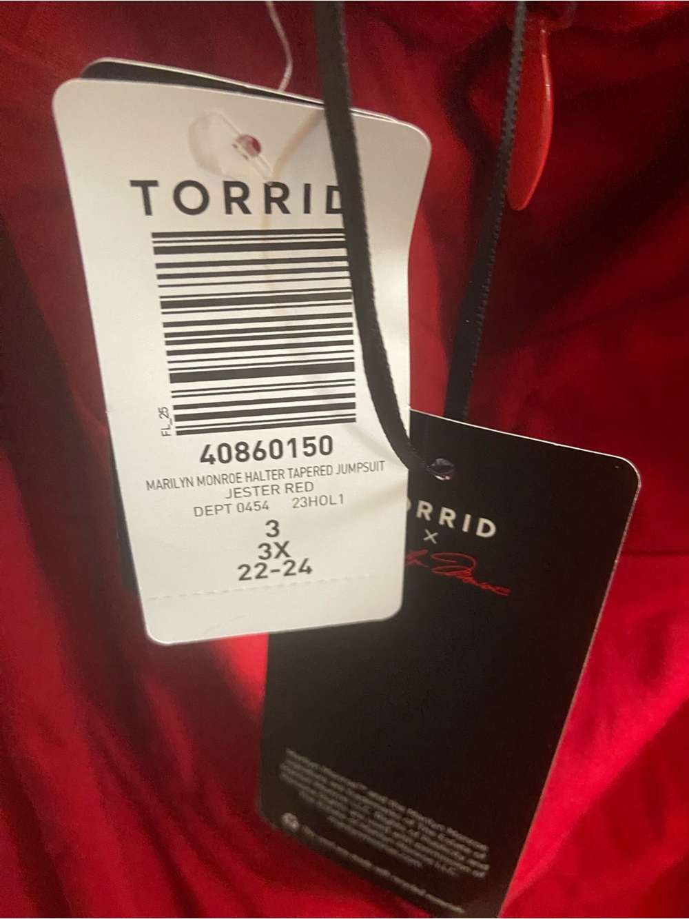 Torrid x Marilyn Monroe Red Halter Jumpsuit NWT Size 3 (22/24) - Picture 6 of 6